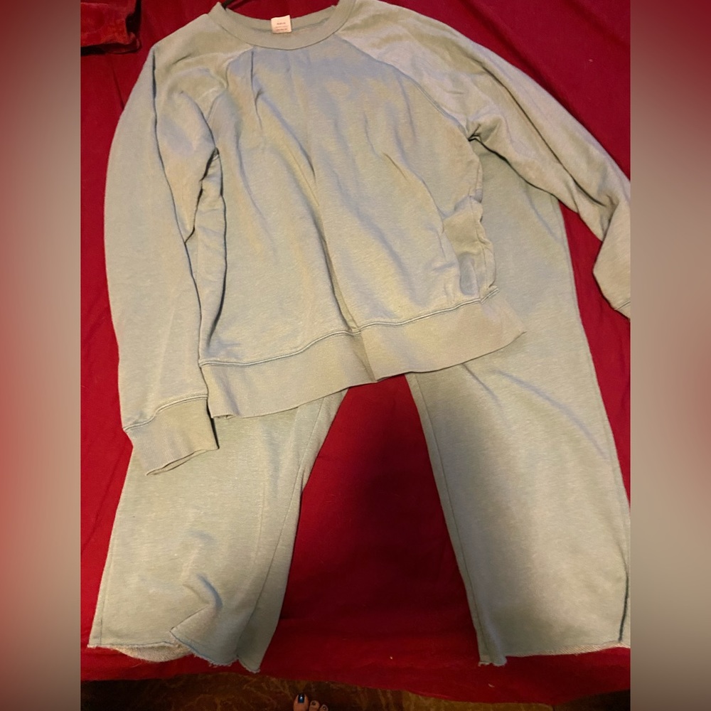Sweet treasures m 8-10 womens cotton loungewear sweater and cropped sweatpants